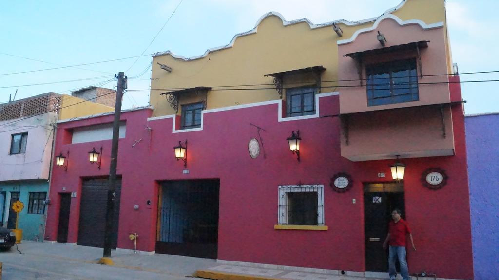 Casa De Las Flores Bed & Breakfast Tlaquepaque Exterior foto