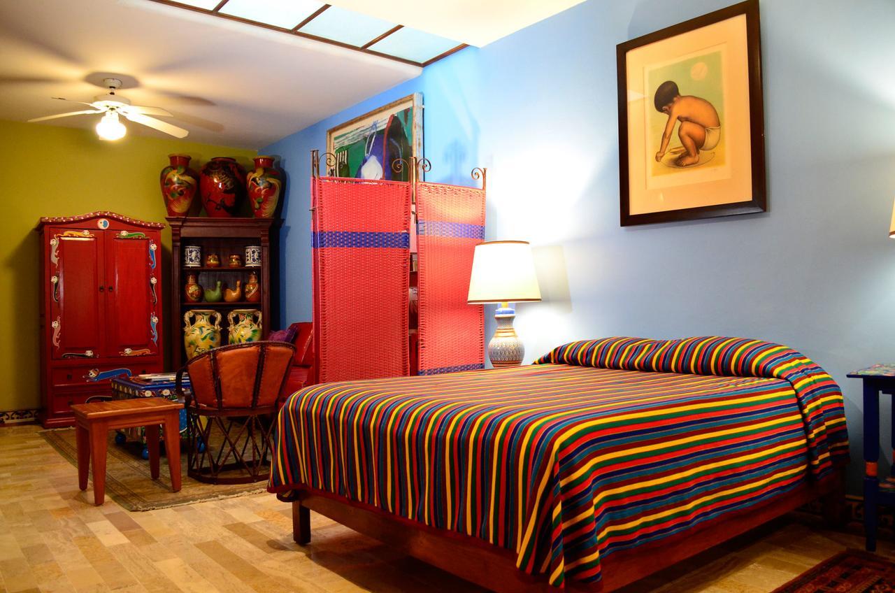 Casa De Las Flores Bed & Breakfast Tlaquepaque Exterior foto