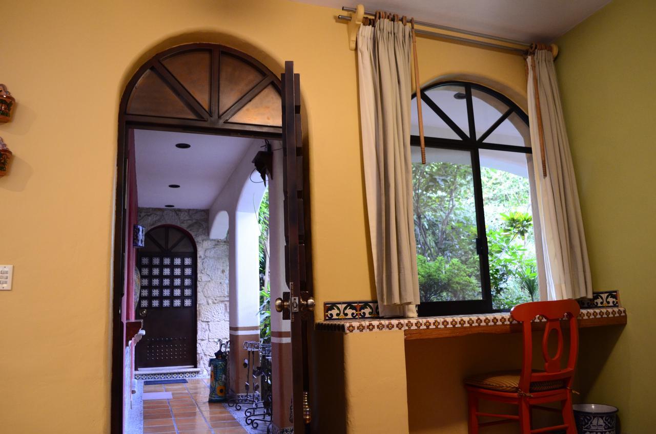 Casa De Las Flores Bed & Breakfast Tlaquepaque Exterior foto