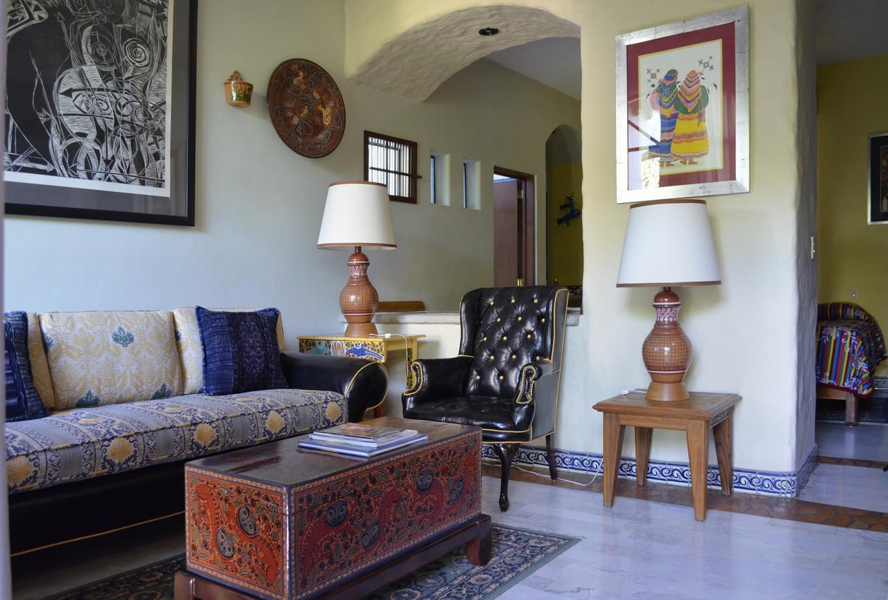 Casa De Las Flores Bed & Breakfast Tlaquepaque Exterior foto