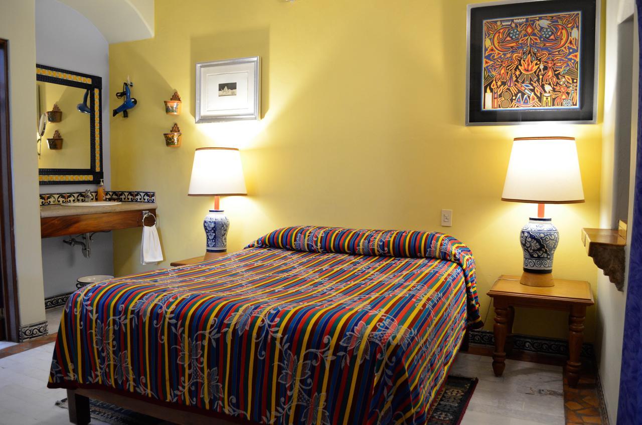 Casa De Las Flores Bed & Breakfast Tlaquepaque Exterior foto